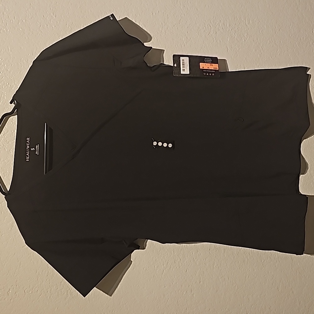 NWT black Scrub top